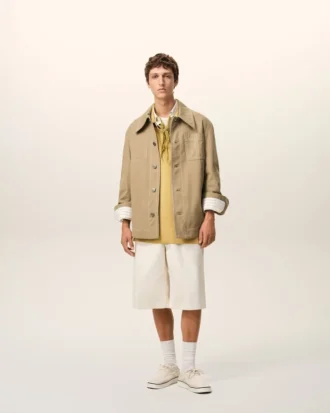 Beige bomullsjakke med knapper