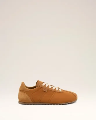 Brune, myke sneakers i nylon