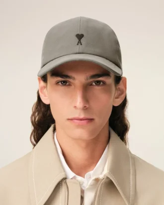 Grå bomulls-Ami de Coeur-broderi-cap
